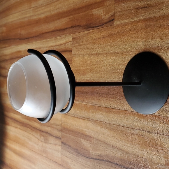 3/$10  Partylite candle holder 8 in - Picture 3 of 3